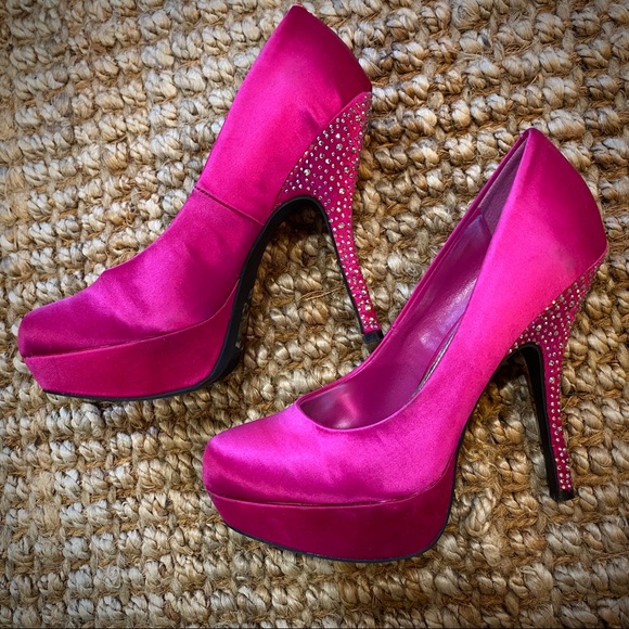 Swarovski Bakers shoes - Picture 3 of 11